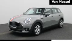 Grijs Gebruikt 2022 Mini Cooper Clubman Essential Stationwagen | € 23.900 (Eerlijke prijs)