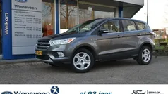 Grijs Gebruikt 2017 Ford Kuga Trend SUV | € 16.690 (Goede deal)
