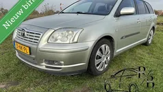 Gebruikt 2003 Toyota Avensis Luna Stationwagen | € 2.299 (Eerlijke prijs)