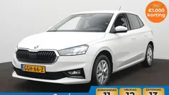 Wit Gebruikt 2024 Skoda Fabia Selection Hatchback | € 19.450 (Eerlijke prijs)