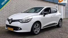 Gebruikt 2015 Renault Clio IV Night&Day Hatchback | € 5.499 (Eerlijke prijs)