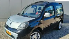 Zwart Gebruikt 2010 Renault Kangoo MPV | € 7.498 (Eerlijke prijs)
