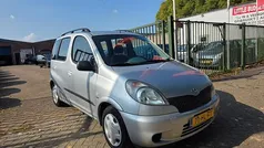 Grijs Gebruikt 2001 Toyota Yaris Verso Sol MPV | € 1.999 (Super prijs)