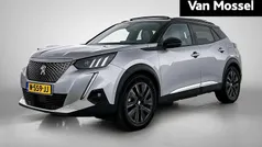 Grijs Gebruikt 2021 Peugeot e-2008 GT SUV | € 16.940 (Eerlijke prijs)