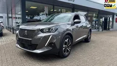 Grijs Gebruikt 2021 Peugeot 2008 Allure SUV | € 20.485 (Eerlijke prijs)
