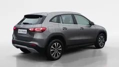 Mercedes GLA250