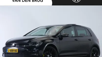 Occasion VW Golf VII Highline 150 PK (110 kW) 2021 Zwart Hatchback
