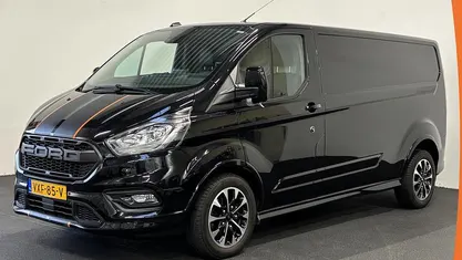 Zwart Gebruikt 2023 Ford Transit Custom Sport Van | € 32.890 (Eerlijke prijs)