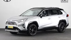 Zilver, metallic lak Gebruikt 2021 Toyota RAV4 Limited SUV | € 38.945 (Eerlijke prijs)