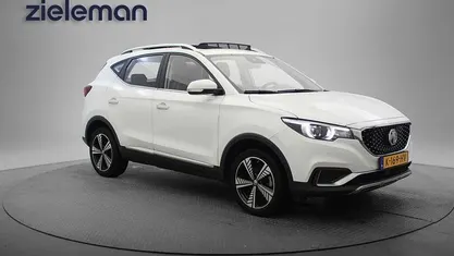 Occasion MG ZS Luxury 105 kW (143 PK) 2020 Wit SUV