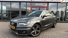 Grijs, metallic lak Gebruikt 2011 Audi A1 S-Line Hatchback | € 9.425 (Eerlijke prijs)
