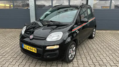 Zwart Occasion 2017 Fiat Panda Hatchback | € 9.830 (Eerlijke prijs)