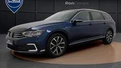 Blauw Gebruikt 2022 VW Passat GTE Stationwagen | € 24.950 (Goede deal)