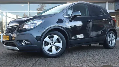 Gebruikt 2015 Opel Mokka Comfort SUV | € 13.950 (Eerlijke prijs)