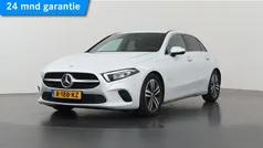 Gebruikt 2022 Mercedes A180 Premium Hatchback | € 27.850 (Eerlijke prijs)