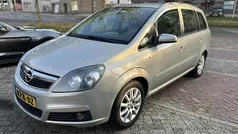 Grijs Gebruikt 2008 Opel Zafira Executive MPV | € 1.950 (Eerlijke prijs)