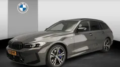 Grijs Gebruikt 2024 BMW 320 M Sport Stationwagen | € 54.900