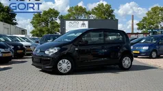 Zwart Gebruikt 2015 VW up! move up! Hatchback | € 7.250 (Eerlijke prijs)