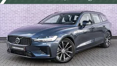 Blauw Gebruikt 2024 Volvo V60 Plus Stationwagen | € 48.394 (Eerlijke prijs)