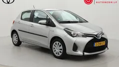 Gebruikt 2015 Toyota Yaris Hybrid Hatchback | € 11.499 (Eerlijke prijs)