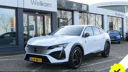 Occasion 2024 Peugeot 408 GT Hatchback | € 26.990 (Goede deal)