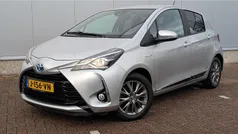 Gebruikt 2017 Toyota Yaris Hybrid Hatchback | € 16.299 (Eerlijke prijs)