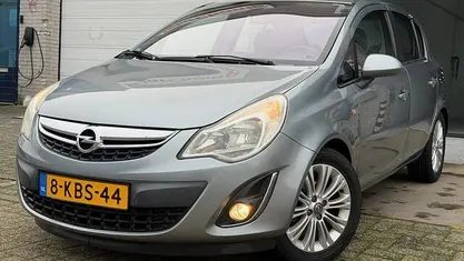 Occasion 2013 Opel Corsa Cosmo Hatchback | € 6.250 (Eerlijke prijs)