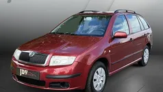 Rood Gebruikt 2005 Skoda Fabia Ambiente Stationwagen | € 1.699 (Eerlijke prijs)