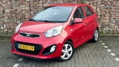 Rood Gebruikt 2014 Kia Picanto Hatchback | € 6.495 (Eerlijke prijs)