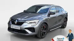 Gris métalique kad (donker grijs) Gebruikt 2022 Renault Arkana R.S. SUV | € 26.435 (Eerlijke prijs)