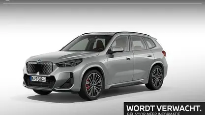 Grijs (metallic) Occasion 2025 BMW iX1 M Sport SUV | € 48.900 (Eerlijke prijs)