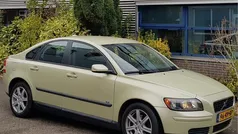 Gebruikt 2005 Volvo S40 Kinetic Sedan | € 1.500 (Eerlijke prijs)