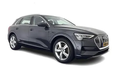 Grijs (metallic) Occasion 2020 Audi e-tron Design SUV | € 20.445 (Super prijs)