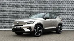 Grijs Gebruikt 2023 Volvo XC40 Plus SUV | € 39.194 (Eerlijke prijs)