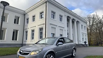 Occasion Opel Vectra GTS Executive 141 PK (103 kW) 2006 Grijs Hatchback