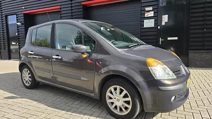 Bruin Occasion 2005 Renault Modus Expression MPV | € 1.750 (Goede deal)