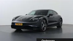 Gebruikt 2022 Porsche Taycan Cross Turismo Sedan | € 61.935 (Goede deal)
