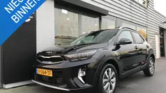Zwart Gebruikt 2024 Kia Stonic SUV | € 23.450 (Eerlijke prijs)