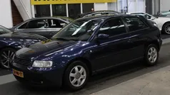Blauw, metallic lak Gebruikt 1998 Audi A3 Ambiente Hatchback | € 1.444 (Eerlijke prijs)