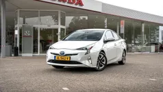 Wit Gebruikt 2016 Toyota Prius Executive Hatchback | € 16.995 (Eerlijke prijs)