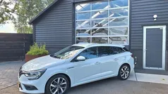 Wit Gebruikt 2017 Renault Mégane GrandTour Bose Edition Stationwagen | € 11.450 (Eerlijke prijs)
