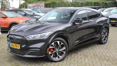 Grijs Gebruikt 2022 Ford Mustang Mach-E Extended Range SUV | € 37.495 (Goede deal)