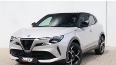 Grijs Nieuw 2025 Alfa Romeo Junior Edizione Speciale SUV | € 39.450 (Eerlijke prijs)