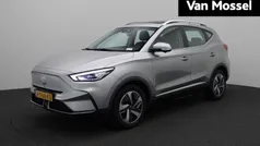 Grijs Gebruikt 2022 MG ZS Luxury Sedan | € 21.495 (Eerlijke prijs)