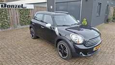 Zwart (metallic) Gebruikt 2014 Mini One Countryman Salt SUV | € 9.995 (Goede deal)