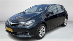Gebruikt 2015 Toyota Auris Hatchback | € 13.450 (Eerlijke prijs)
