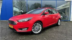 Rood Gebruikt 2016 Ford Focus Titanium Hatchback | € 6.999 (Eerlijke prijs)