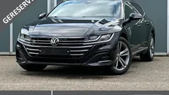Zwart Gebruikt 2022 VW Arteon R-line Stationwagen | € 32.495 (Goede deal)