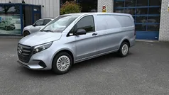 Zilver Nieuw 2024 Mercedes Vito MPV | € 47.950 (Super prijs)
