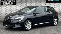 Gebruikt 2020 Renault Clio V Intens Hatchback | € 15.220 (Eerlijke prijs)